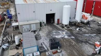 Fabrikada patlama! 2 işçi hayatını kaybetti