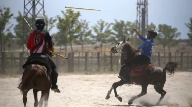 Malazgirt Zaferi kutlamalarında cirit şöleni