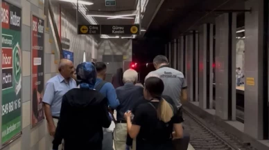 Çocukların çarptığı yaşlı adam metro raylarına düştü