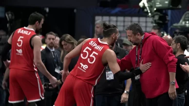 Cumhurbaşkanı Erdoğan’dan TBF Başkanı Türkoğlu’na tebrik telefonu