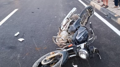 Motosiklet kazası: Sürücü ağır yaralandı, hastaneye kaldırıldı