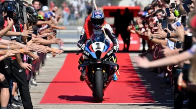 İspanya'da zafer Toprak Razgatlıoğlu'nun!