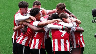 Brentford, Manchester United’ı devirdi