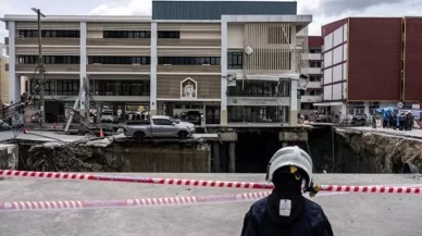 Tayland'da devasa çöküntü oluştu