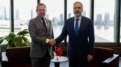 Bakan Fidan, Hollandalı mevkidaşı van Weel ile bir araya geldi