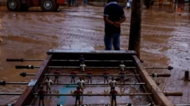 Düğün konvoyunda facia: Otobüs nehre düştü, 19 ölü