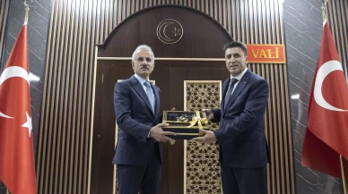 Ulaştırma ve Altyapı Bakanı Uraloğlu, Tunceli Valiliğini ziyaret etti