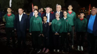 Gençlik ve Spor Bakanı Bak, Muş’ta gençlerle buluştu