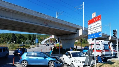 Samsun'da otomobiller çarpıştı: 4 yaralı