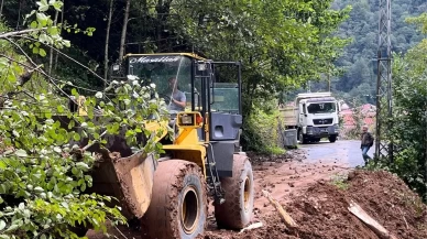 Trabzon’da sağanak yağış alarmı: Toprak kaymaları ve su taşkınları yaşandı