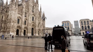 Meydanda futbol oynadılar, ceza ailelere kesildi