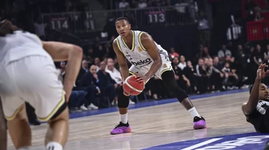 Devon Hall: "Sezona kupayla ve galibiyetle başlamak tabii ki güzel"