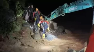 Rize'yi sağanak vurdu!