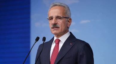 Abdulkadir Uraloğlu: Türkiye, ilk 6 akslı elektrikli lokomotifi üretecek