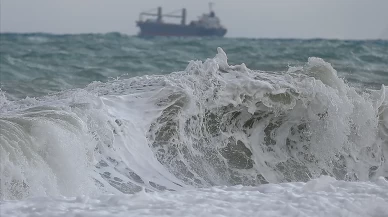 Rusya'daki Kamçatka Yarımadası'nda deprem sonrası tsunami uyarısı yapıldı