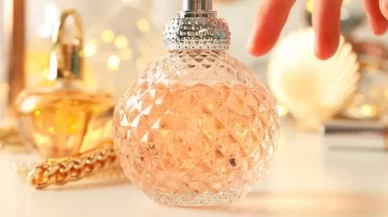 Kadınların tercih ettiği en popüler parfümler! Hangi koku sizi ifade ediyor?