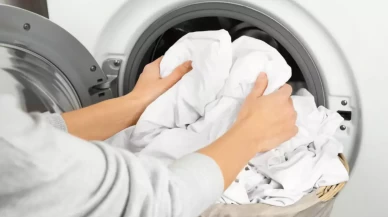 Sadece bir malzeme ile çamaşırlarınız akpak olacak!