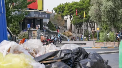 Maaş alamayan işçiler iş bıraktı, Buca sokakları çöple doldu