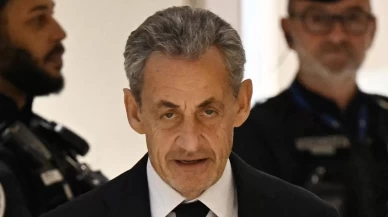 Eski Fransa Cumhurbaşkanı Nicolas Sarkozy'ye 5 yıl hapis cezası