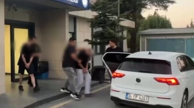 Fatih’te 70 yaşındaki kadına gasp şoku: Altınlarını çalan 2 zanlı tutuklandı