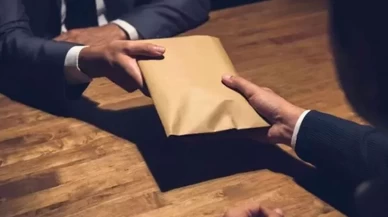 Antalya’da rüşvet soruşturmasında yeni ifadeler ortaya çıktı! Emniyet Müdürü Arslan ve iş insanı Ateş tutuklandı