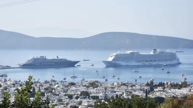 Bodrum'a iki kruvaziyer ile 2 bin 528 yolcu geldi