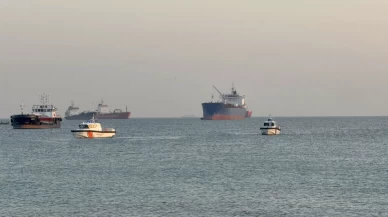 Küçükçekmece Menekşe açıklarında insan bedenine ait parçalar bulunduğu ihbarı polisi harekete geçirdi