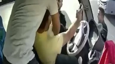 Şanlıurfa'da minibüs şoförüne bıçaklı saldırı!