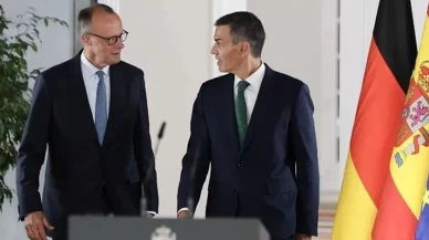 Almanya ve İspanya başbakanlarından zıt görüş