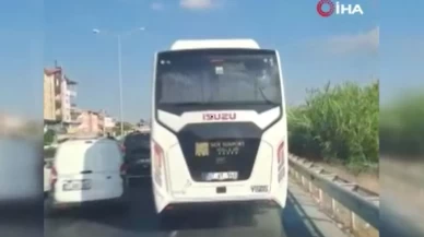 Manavgat’ta ambulans zor anlar yaşadı: Emniyet şeridini işgal eden araçlar kamerada