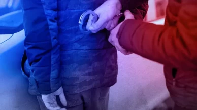 Kırmızı bültenle aranan 9 kişi Türkiye'ye getirildi!