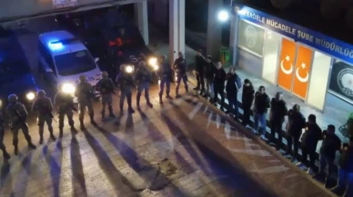 Şanlıurfa merkezli DEAŞ operasyonunda 14 şüpheli gözaltında