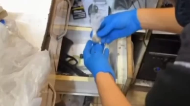 Adana’da bakkalda uyuşturucu ve ruhsatsız tabanca ele geçirildi: 3 zanlı tutuklandı