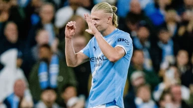 Manchester City, Napoli’yi 2 golle geçti