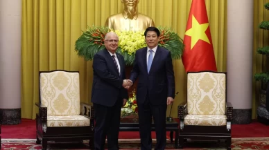 Milli Savunma Bakanı Güler, Vietnam'da resmi ziyaretlerde bulundu