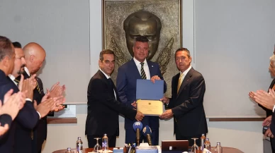 Sadettin Saran ve yönetim kurulu üyeleri mazbatasını aldı