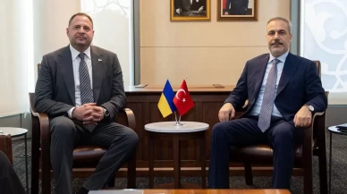 Dışişleri Bakanı Fidan, Ukrayna Devlet Başkanlığı Ofisi Başkanı Yermak ile bir araya geldi