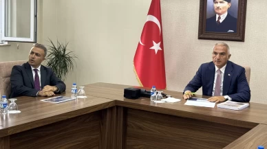 Kültür ve Turizm Bakanı Ersoy, Ardahan'da ziyaretlerde bulundu