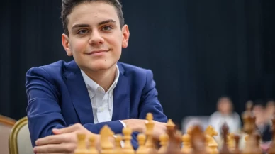 Ediz Gürel, dünya şampiyonu Gukesh’i mağlup etti