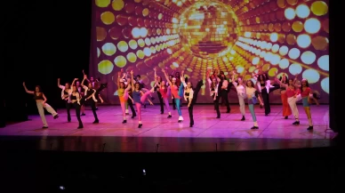 "Anadolu Ateşi Kıvılcım Çocuk Müzikali"nde minik dansçılar performans sergiledi