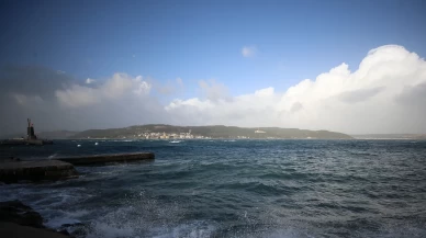 Çanakkale Boğazı tek taraflı trafiğe açıldı
