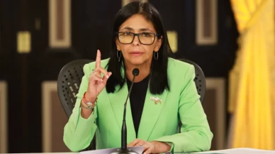 Venezuela’dan ABD’ye 'petrol' resti