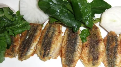 Asla yağ çekmez! Çıtır çıtır hamsi tava için 3 altın kural