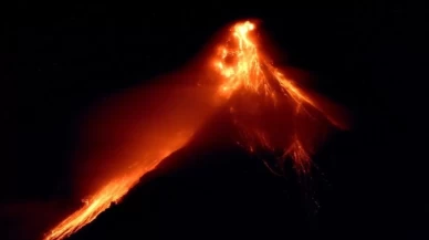 Mayon Yanardağı'nda alarm seviyesi 3'e yükseltildi: Her an patlama olabilir!