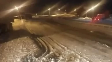 Kar ve tipi nedeniyle kapanan Kayseri-Malatya Karayolu trafiğe açıldı
