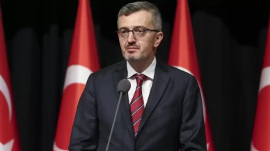 Burhanettin Duran: Türkiye küresel krizlerin ortasında istikrarın adresidir!