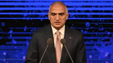 Bakan Ersoy duyurdu: Turizmde tarihi rekor! 2025’te 65,2 milyar dolar gelir