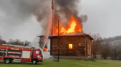450 yıllık camide facianın eşiğinden dönüldü!