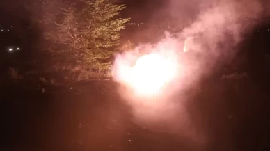 Arnavutköy'de elektrik kabloları patlayarak yandı