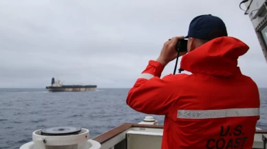 ABD, Rus petrol tankerine Kuzey Atlantik’te el koydu!